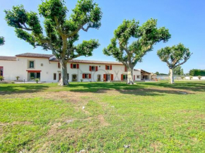 Domaine de la Toumanque- Mas provençal rénové